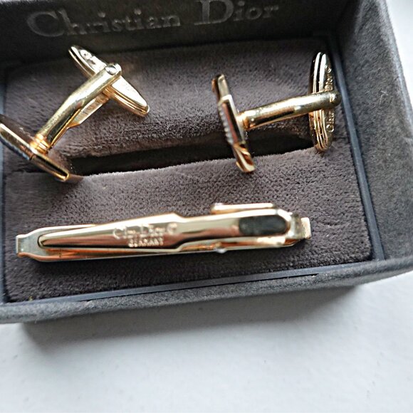 Christian Dior Cufflink Tie Clasp Set with Dior Gift Box EUC - Picture 2 of 3